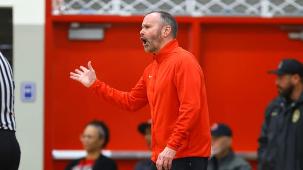 Kevin Kiernan, Mater Dei girls basketball